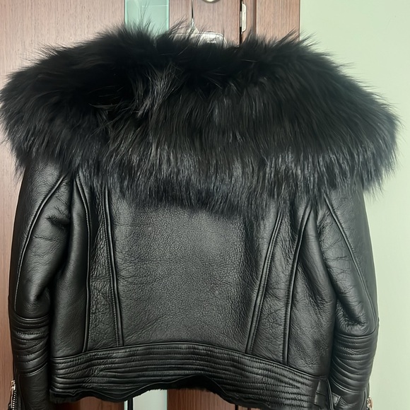 Stunning Leather Moto Jacket with Shearling and Fur - Picture 6 of 11